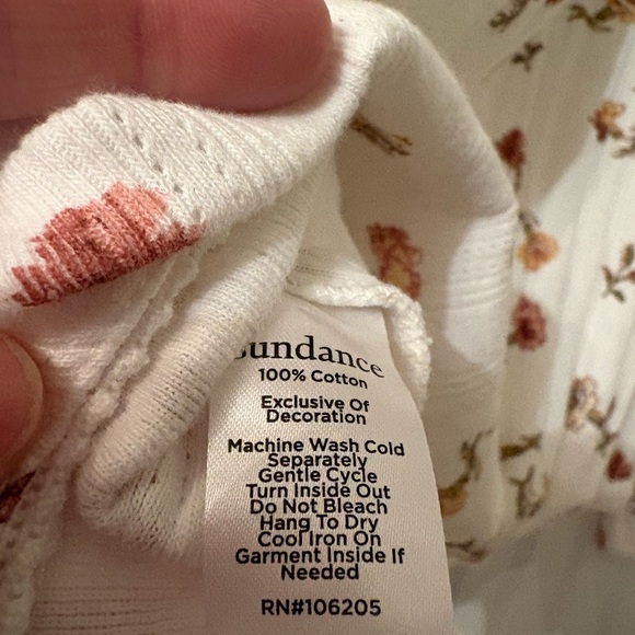 Sundance Neutral Floral Button Front Ribbed Henley Top – Size Small - Picture 6 of 7